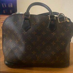 LOUIS VUITTON Alma PM Monogram purse handbag